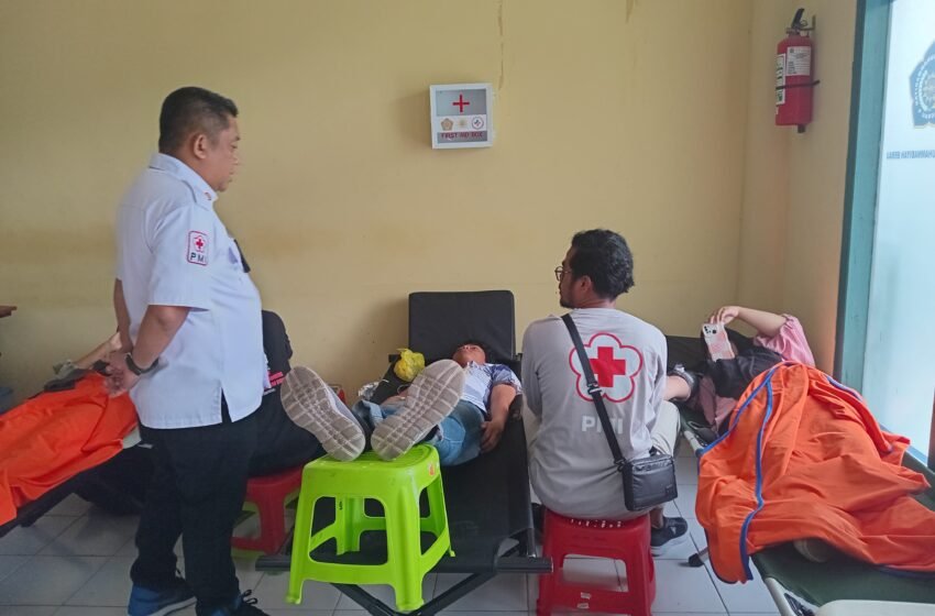 PMI Berau dan KSR UMB Gelar Donor Darah