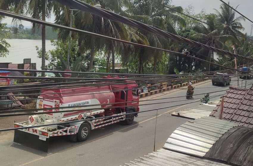 Tanpa Portal Kendaraan Besar Bebas Melintas