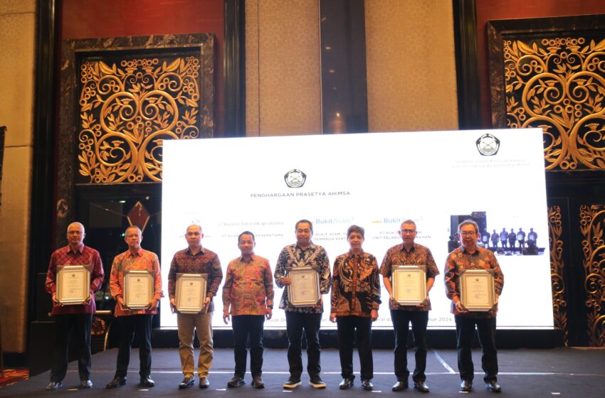 PT Berau Coal Terima Anugerah Prasetya Ahimsa 2024