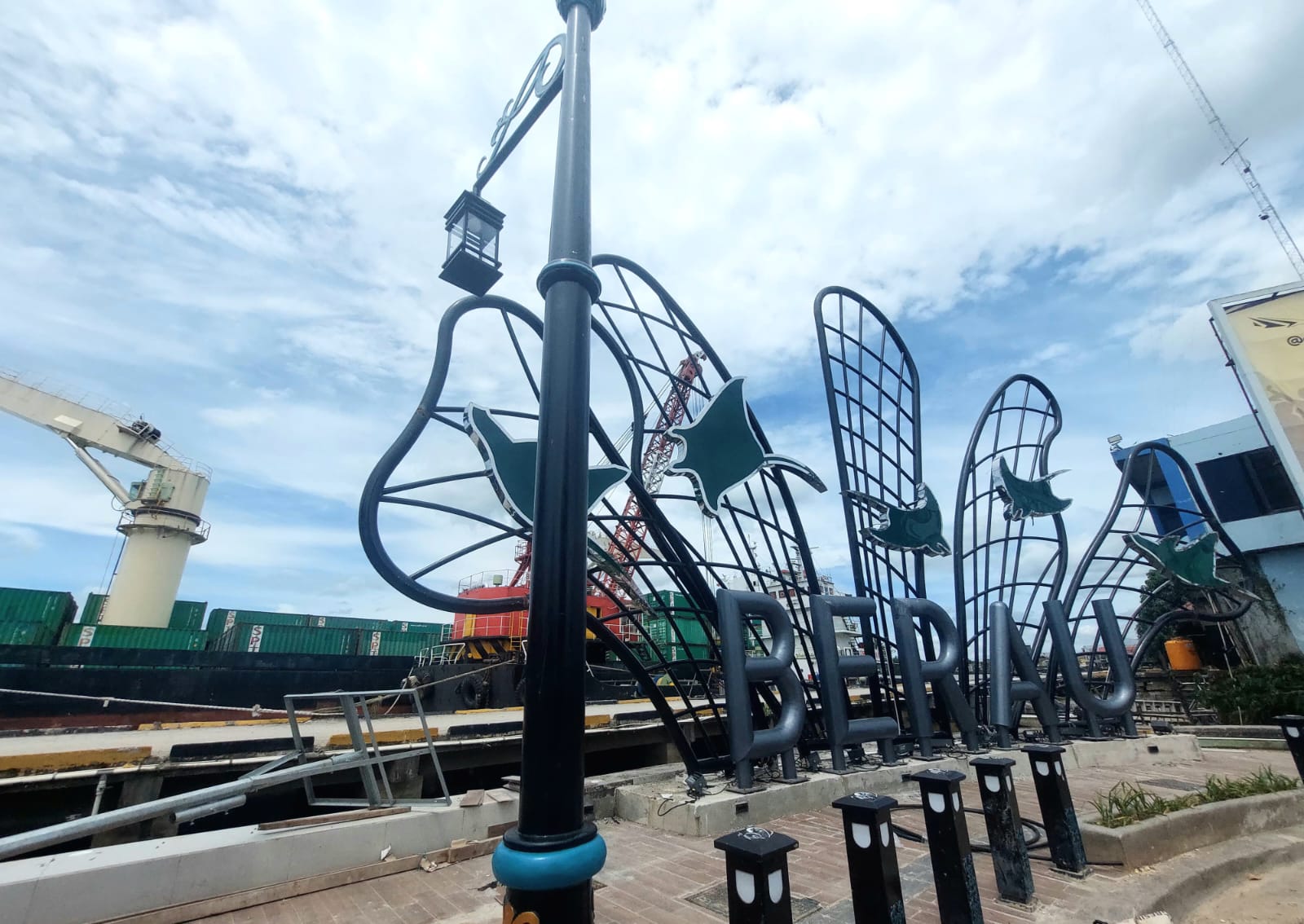Terkendala Material, Proyek Revitalisasi Jalan Pulau Derawan Belum Rampung