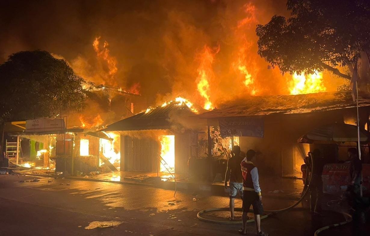 Kebakaran Hanguskan Banyak Rumah, BPBD dan Kelurahan Gerak Cepat Bangun Posko