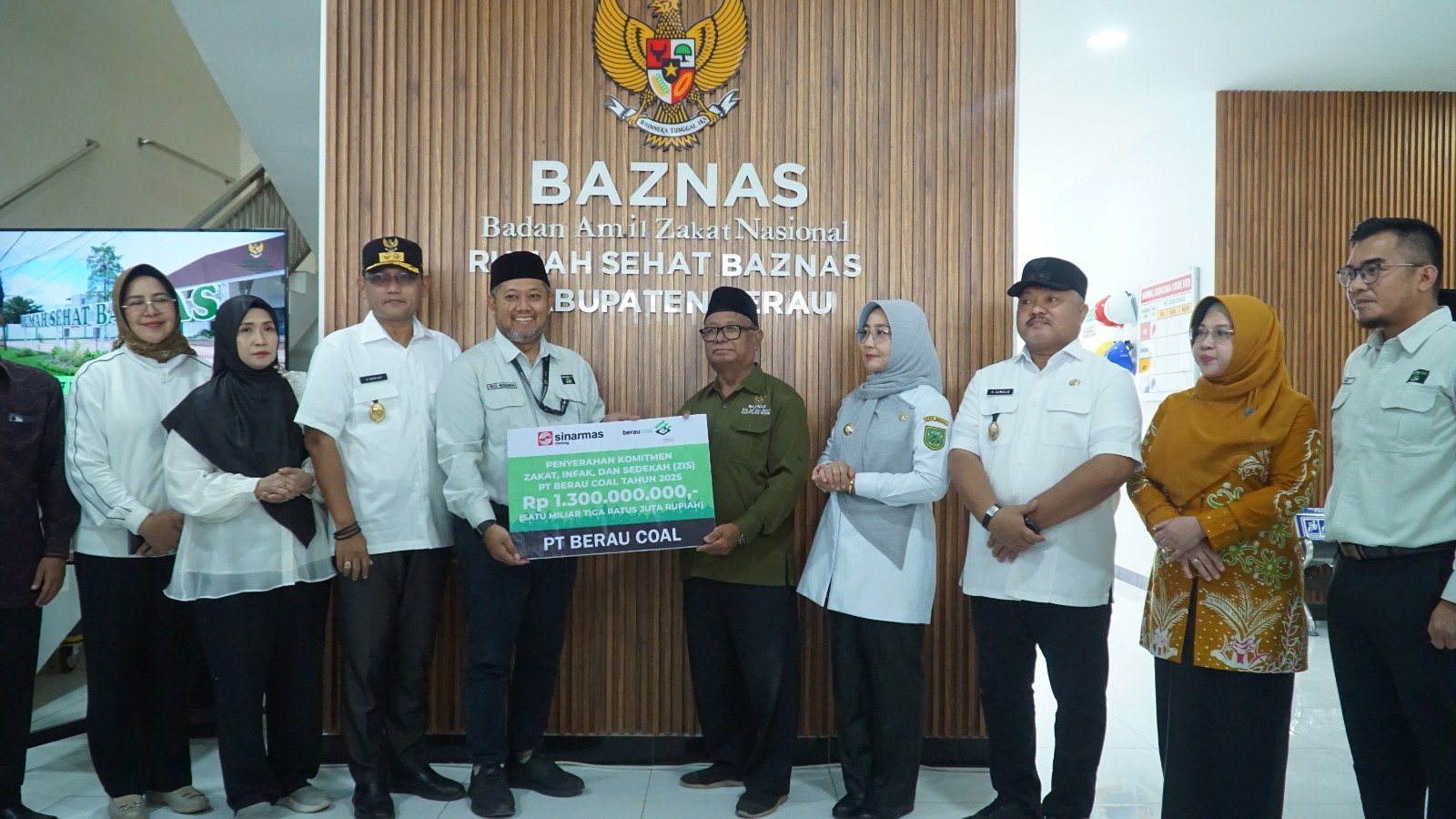 “PT Berau Coal Salurkan ZIS Rp 1,97 Miliar untuk Masyarakat Berau”