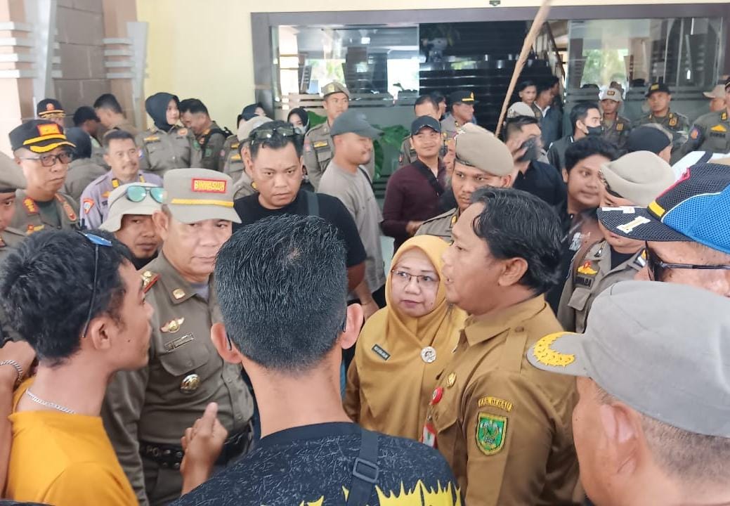 Unjuk Rasa Warga Lingkar Tambang Tuntut HRD PT PSG Angkat Kaki dari Berau