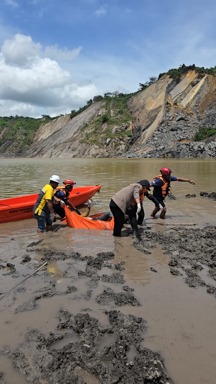 Sempat Terkendala Cuaca, Korban Laka Kerja PT SBE Ditemukan Meninggal Dunia