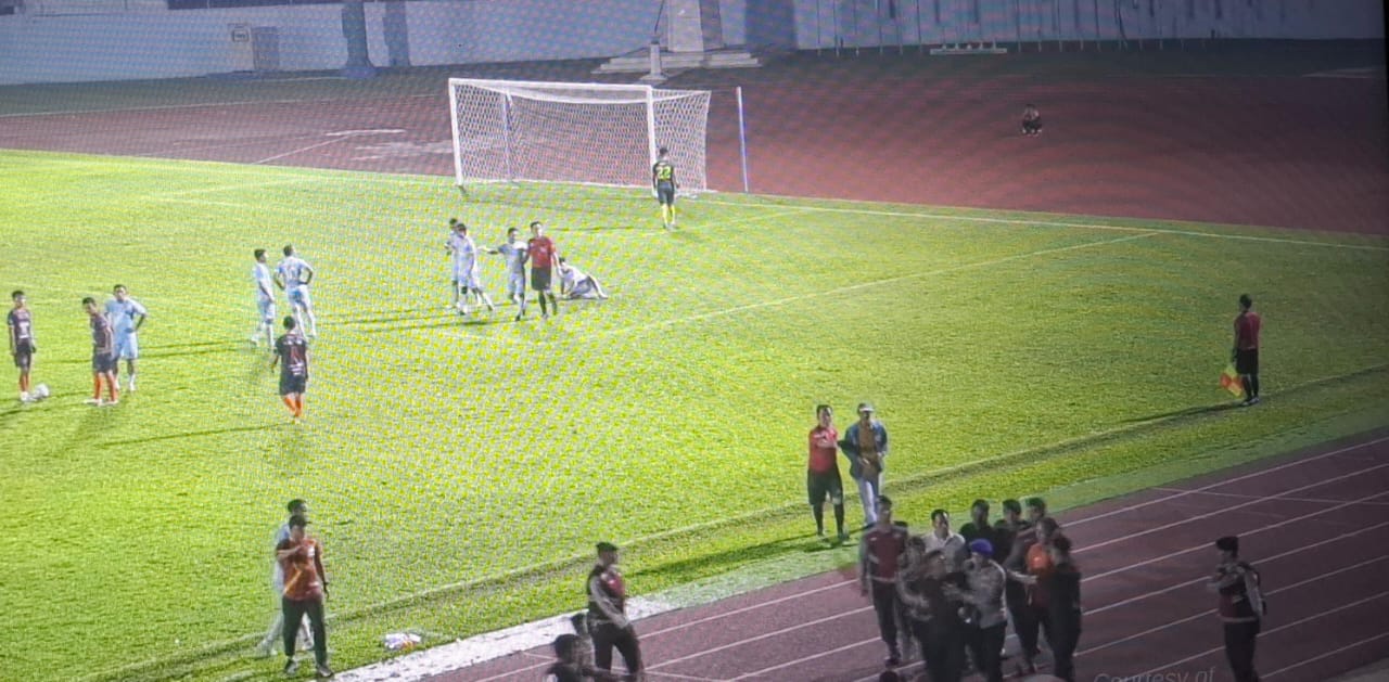 Respons Kilat Petugas Warnai Panasnya Laga Final Bupati Cup 2025