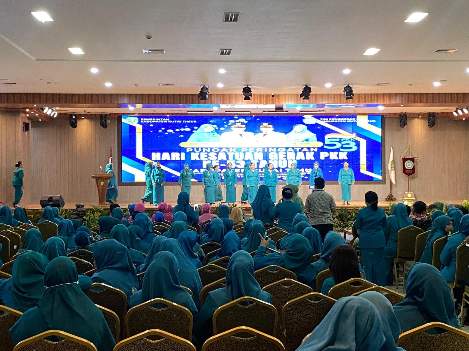 Momentum Hari Kesatuan Gerak PKK ke-53: Kutai Timur Mantapkan Komitmen Merawat Keluarga dan Pemberdayaan Perempuan