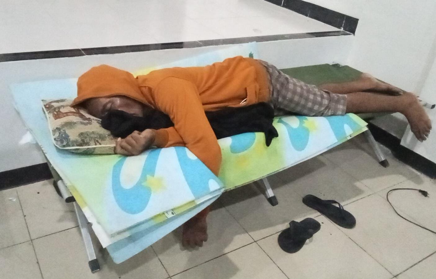 Tak Ada Tanda Kekerasan, ‘Om Gondrong’ Ditemukan Meninggal dalam Aula Gereja