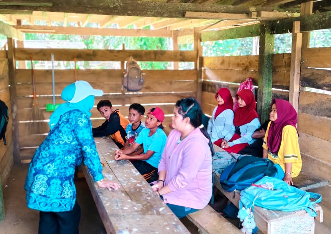 Imbas Siswa SD Biatan Ilir Belajar di Kolong Rumah Warga, Dewan Kritik Kinerja Pemkab Berau