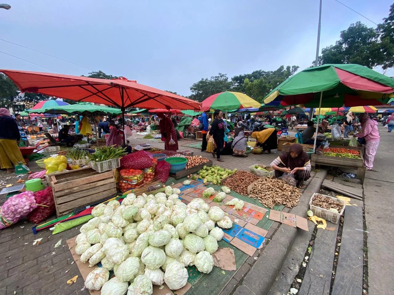 Kondisi Pasar Dinilai Memprihatinkan, Bupati Minta Penataan Kembali