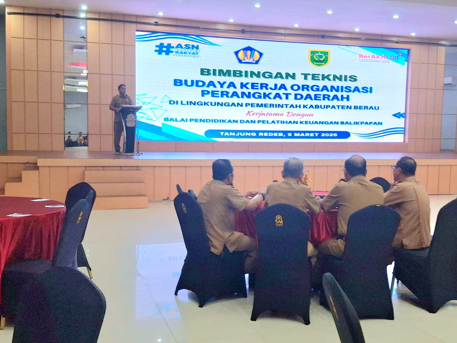 Pemalsuan Kuitansi hingga Koleksi Stempel Rekanan Jadi Temuan BPK: Said Tegur ASN