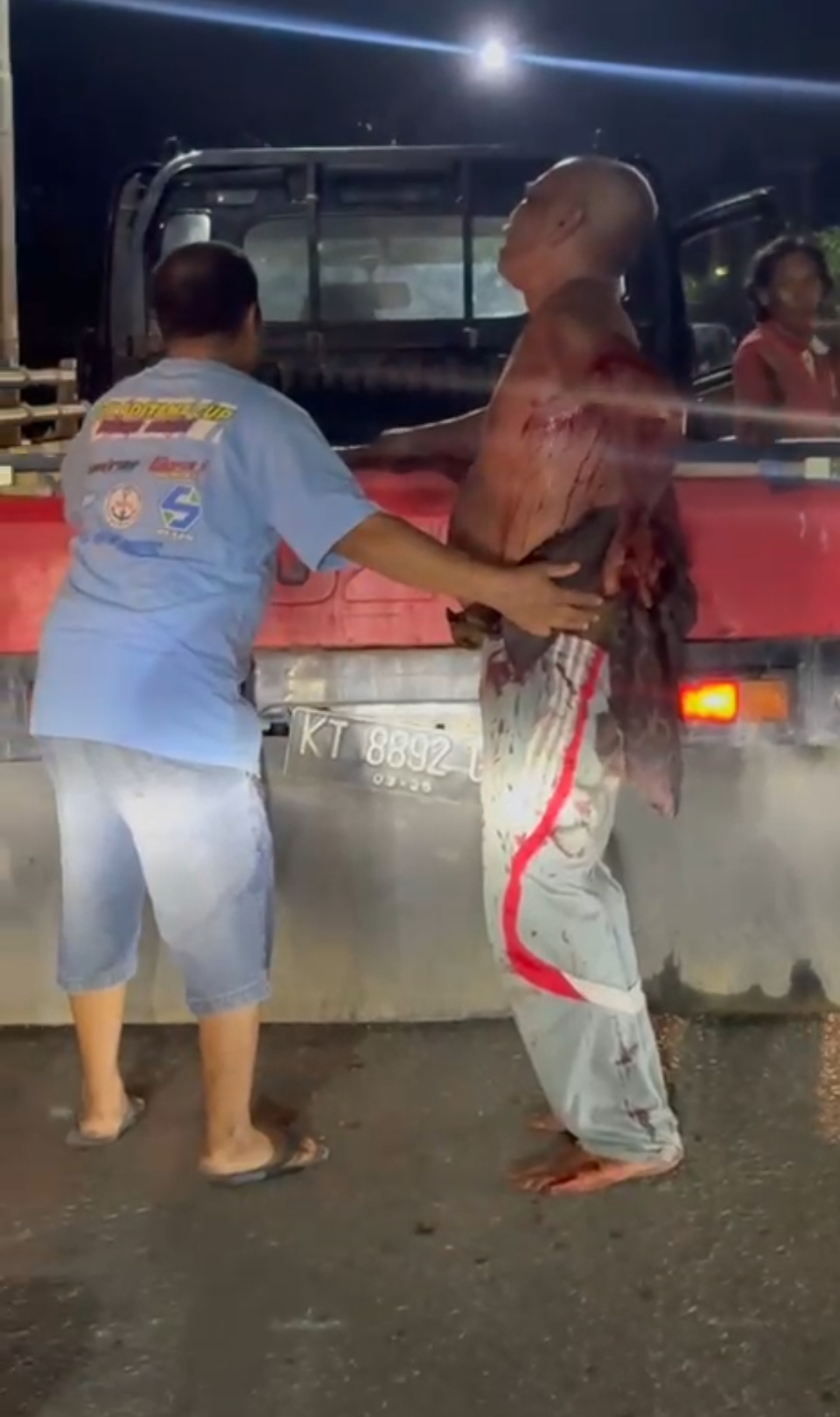 Pemilik Rumah di Tanjung Redeb Kritis Ditikam Maling yang Bersembunyi di Balik Pintu