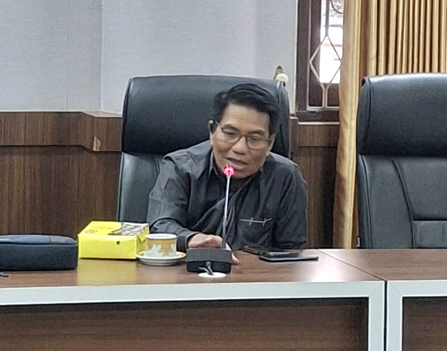 Soroti Kekosongan Obat di RS Abdul Rivai, Peri Sebut Perencanaan Tidak Matang