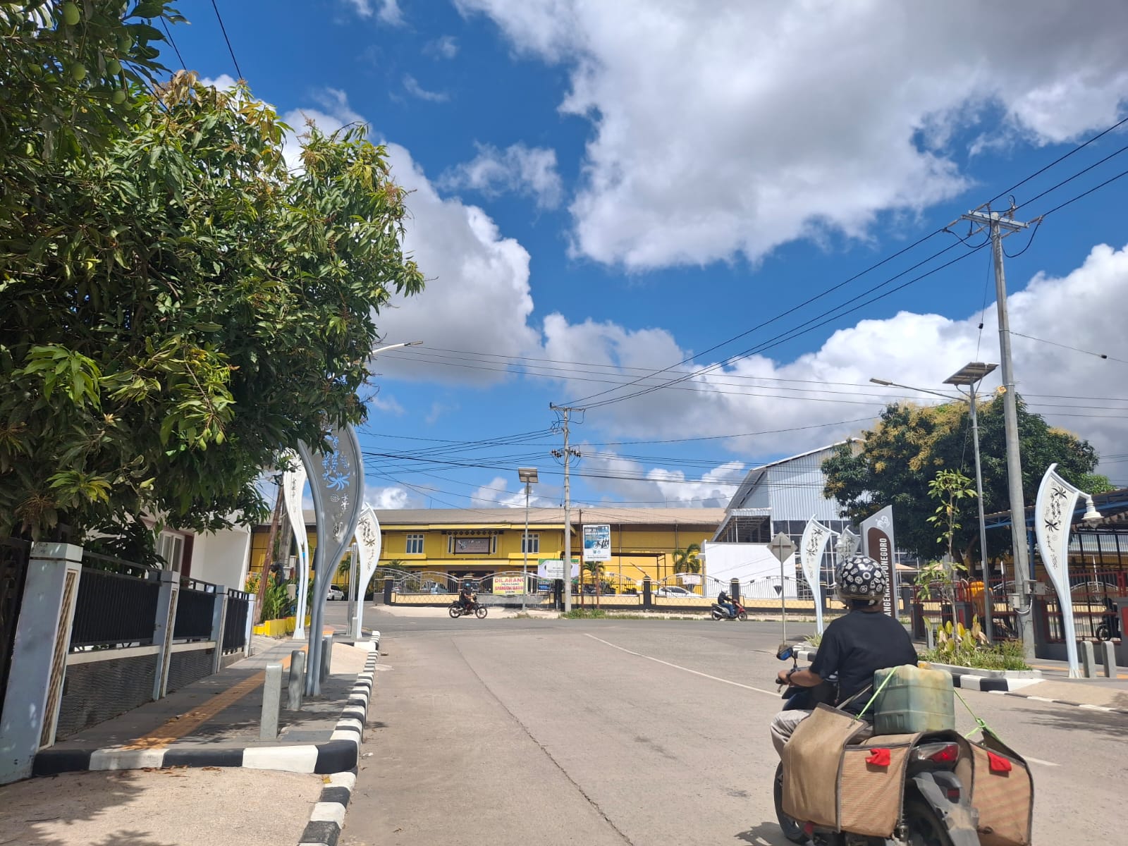 Kurangi Biaya Mempercantik Kota, Fokuskan Anggaran untuk Infrastruktur Dasar