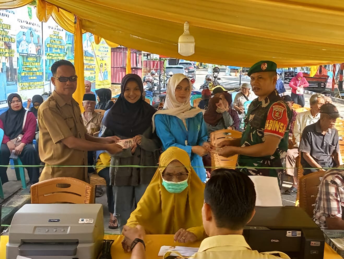 Disalurkan Sekali di Akhir Tahun, Besaran BLT per Orang Capai Rp3,6 Juta
